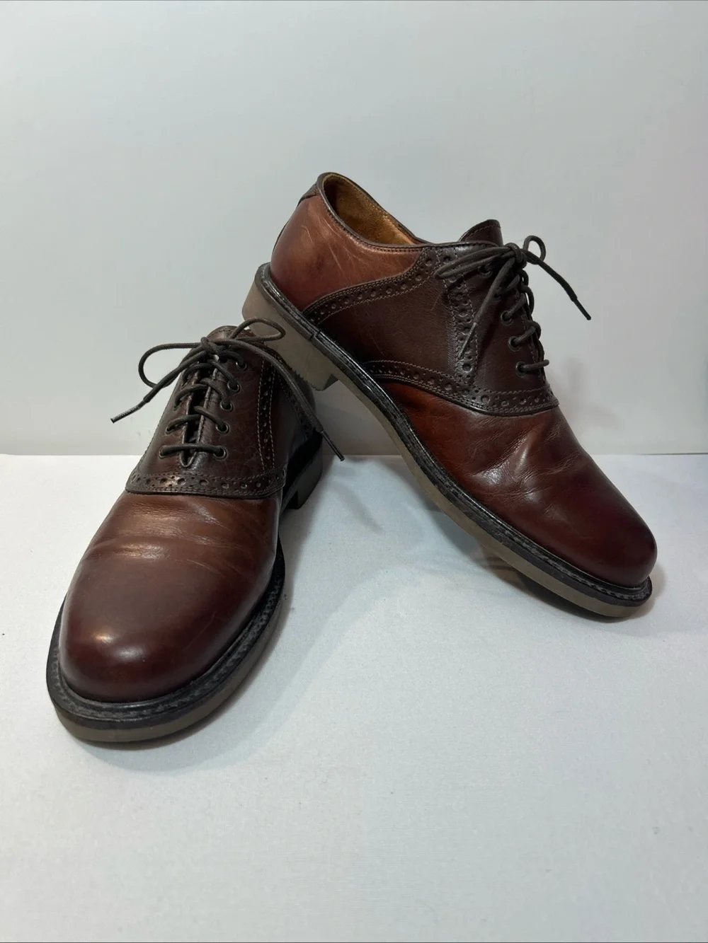 Men's Classic Brown Leather Oxford Shoes with Brogue Detailing Made In Italy Vtg